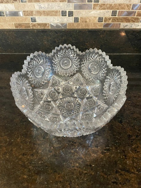 Cut Glass/Crystal Bowl Sawtooth Rim 8″ (Festoon pattern by Hawkes??)