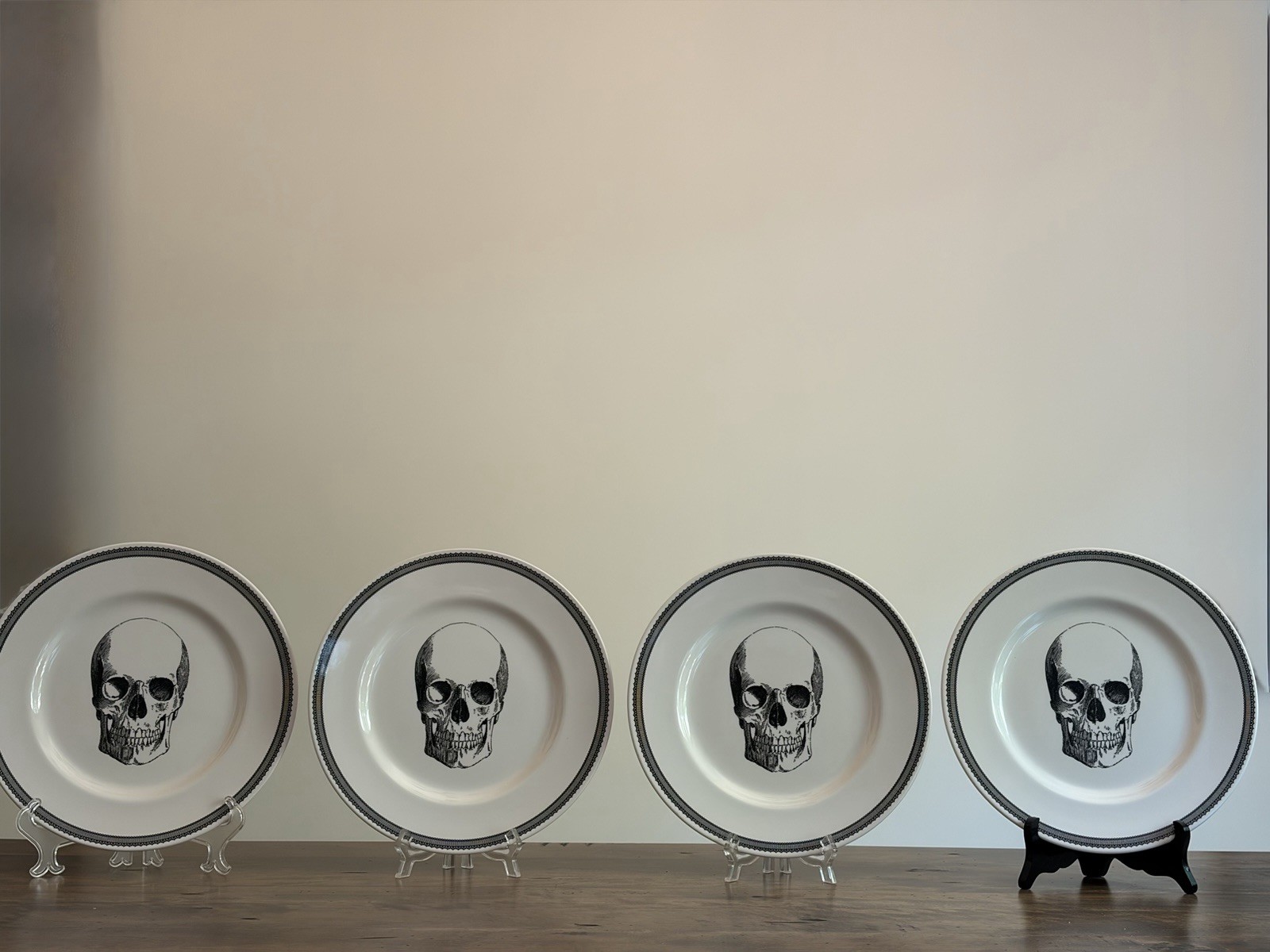 💀 Royal Stafford Skull Dinner Plate Set of 4 Made in England Halloween Plates