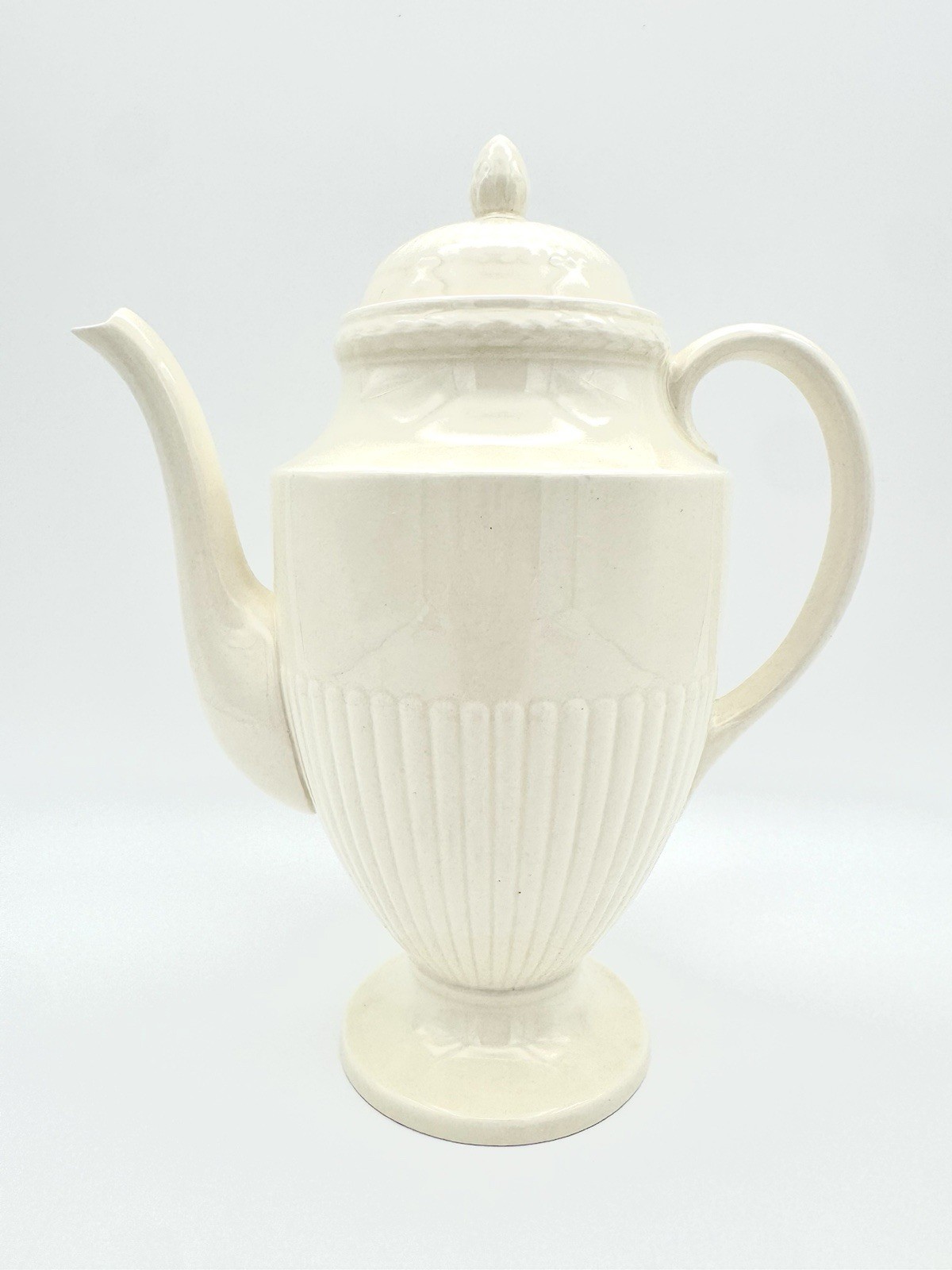 Wedgwood Edme – 3 Cup Small Coffee Pot & Lid, 8 5/8”