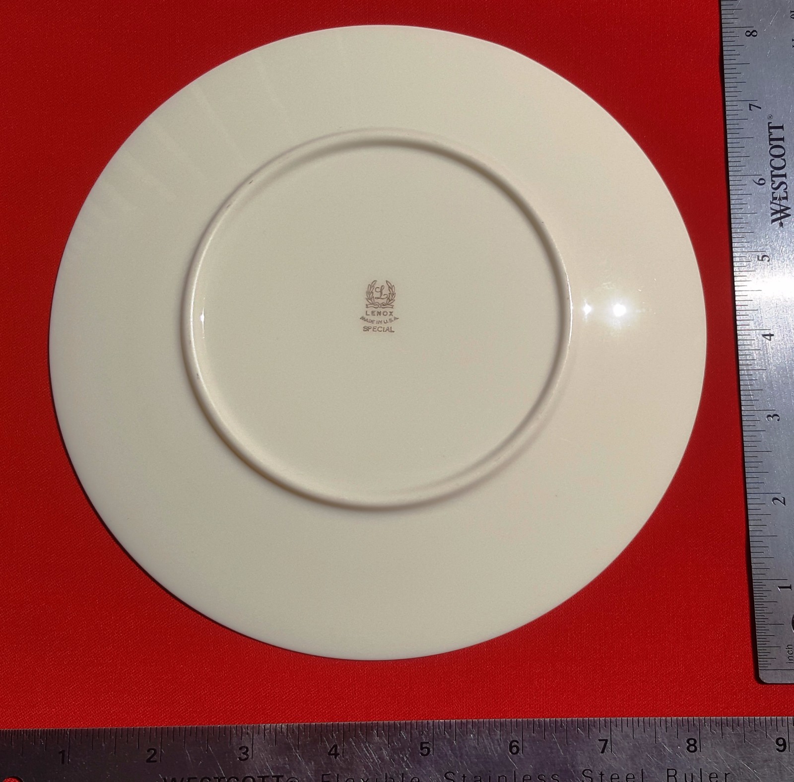 Lenox China Holiday (Dimension / Presidential) 7 7/8″ SALAD SIDE PLATE MINT