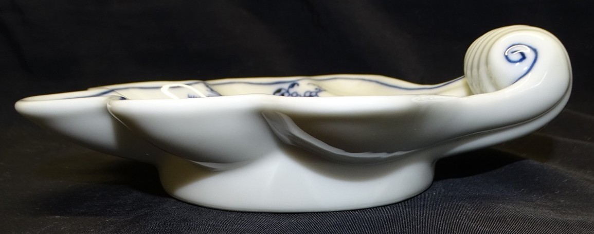 Blue Danube Soap Dish / Shell Candy-Blue Onion Japan Lipper & Mann
