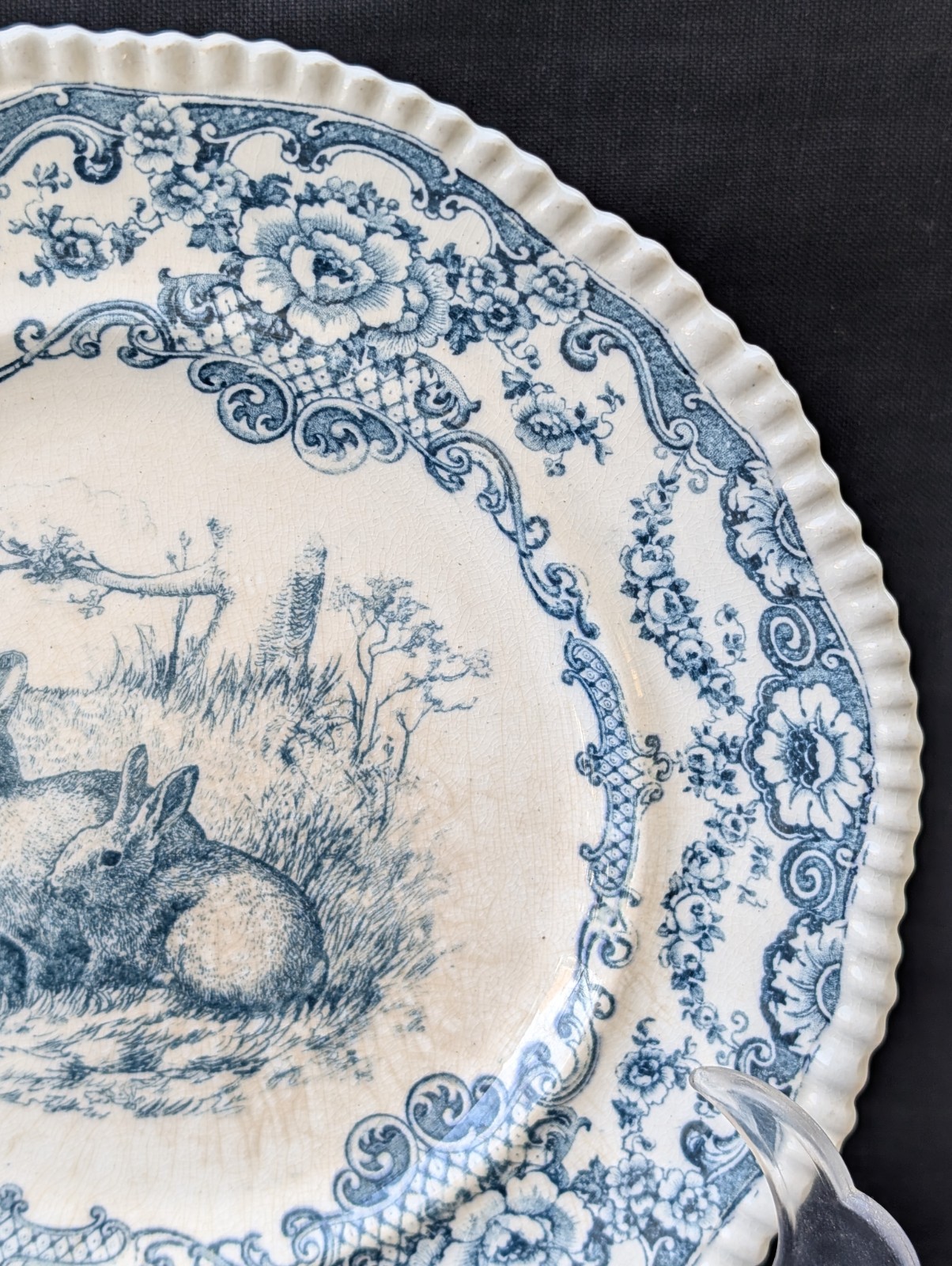 RARE ANTIQUE BISHOP STONIER RABBIT PLATE TRANSFERWARE LINCOLN BISTO ENGLAND 1895