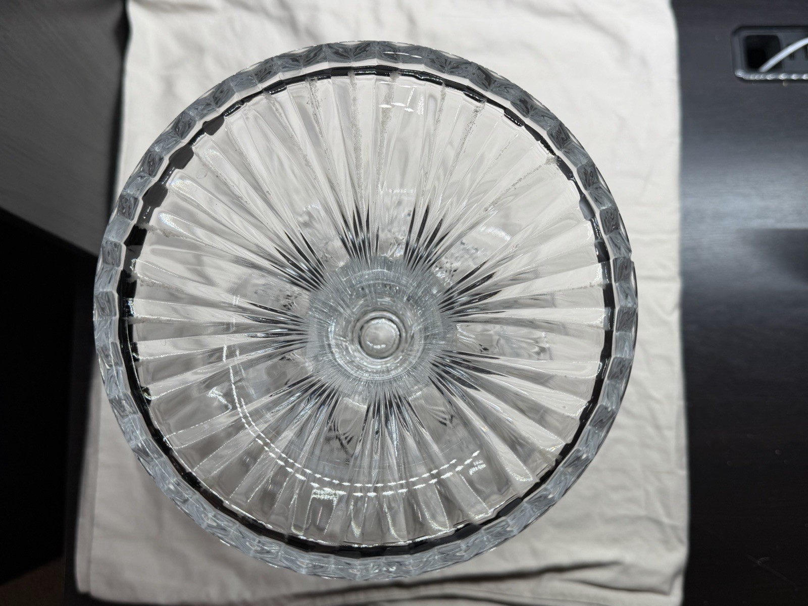 14″ TOWLE 24% Lead Crystal Footed Centerpiece Pedestal Bowl – Czech Republic
