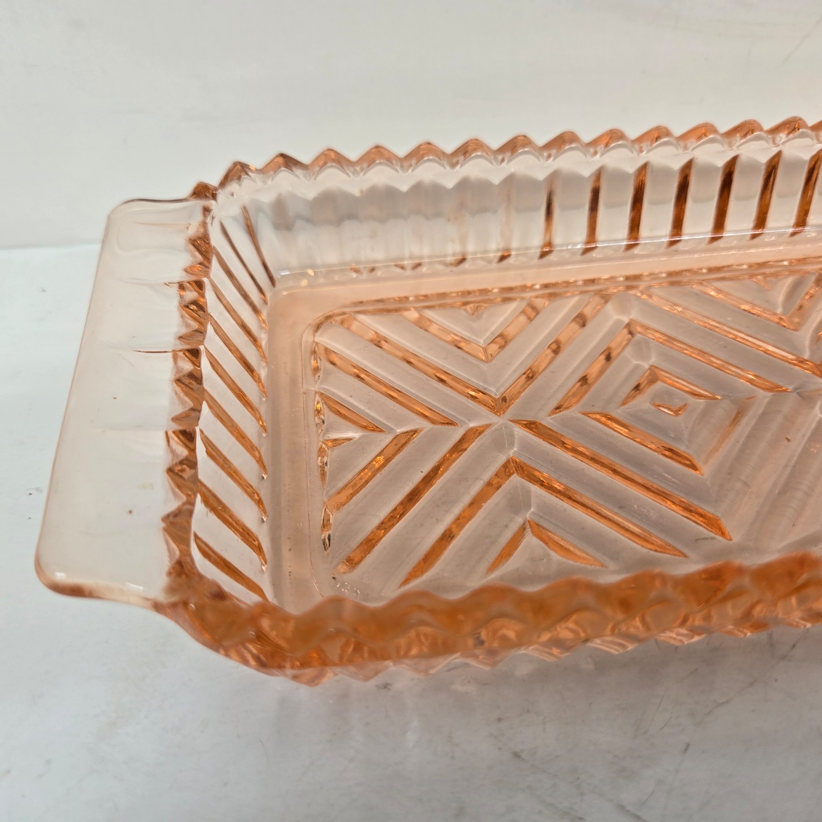 Indiana Glass Windsor Pink Condiment Dish Tray Plate Scalloped Diamond Design