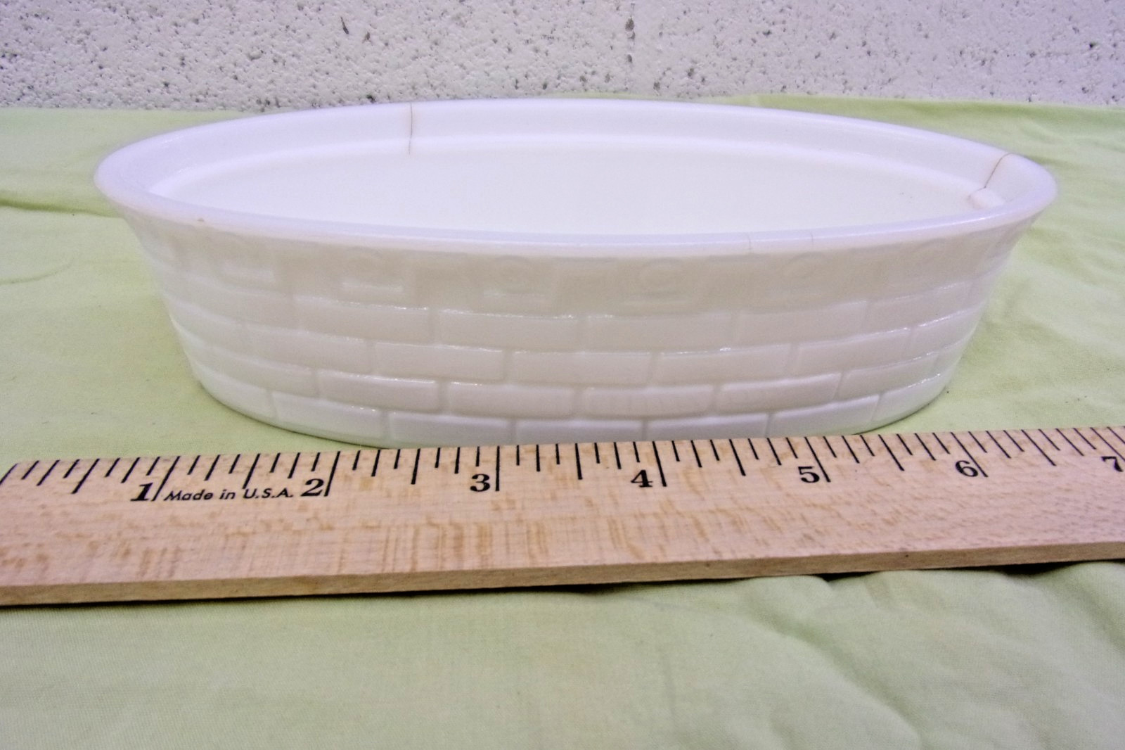White Milk Glass Covered Candy Dish Admiral George Dewey Circa 1899
