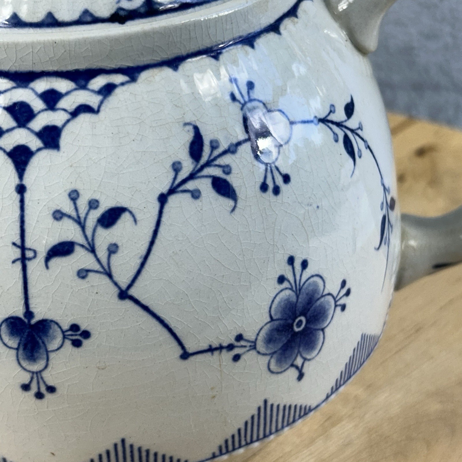 Vintage DENMARK BLUE White China TEAPOT & LID Furnivals FULL-SIZE 5-Cup Flaws