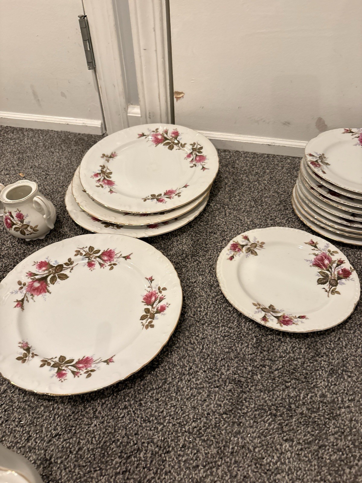 Unmarked Porcelain Floral Dinner Set White/Pink/Green w/ Gold Trim Teapot