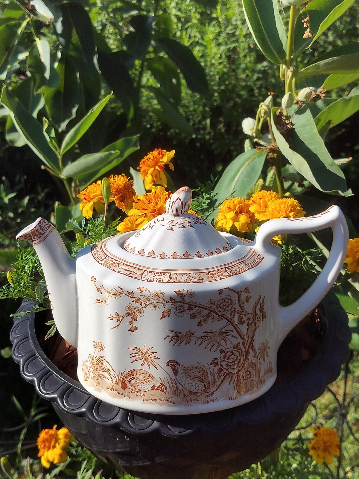 VINTAGE Mason BROWN QUAIL TEAPOT BROWN AND WHITE STONEWARE TEAPOT WILDLIFE