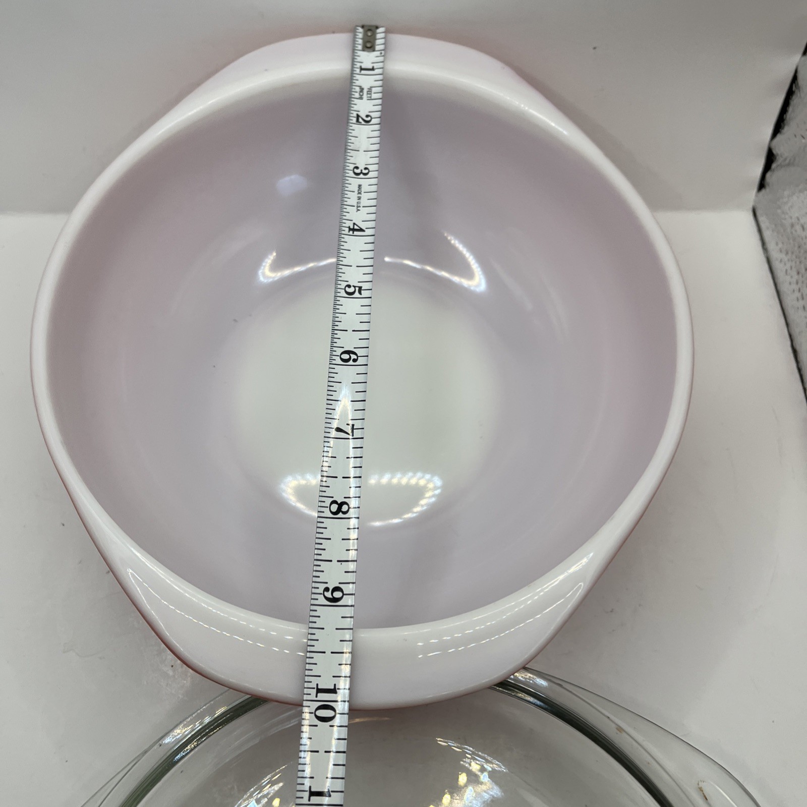 Pyrex 1970’s MCM pink nesting bowl Set Vintage With Lid