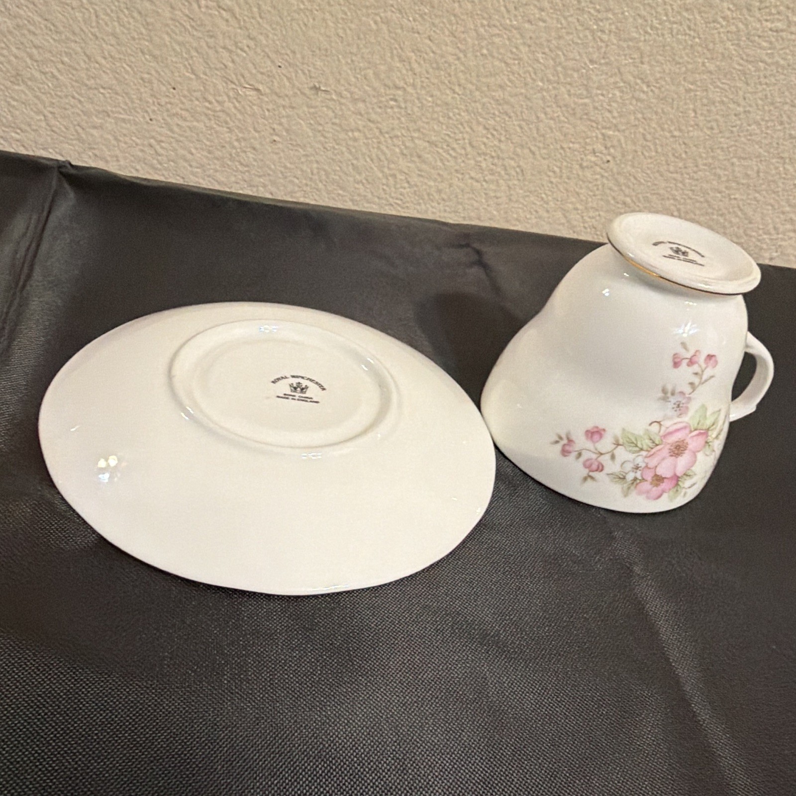 Royal Winchester Bone China Floral Tea Cup & Saucer Set, Gold Trim