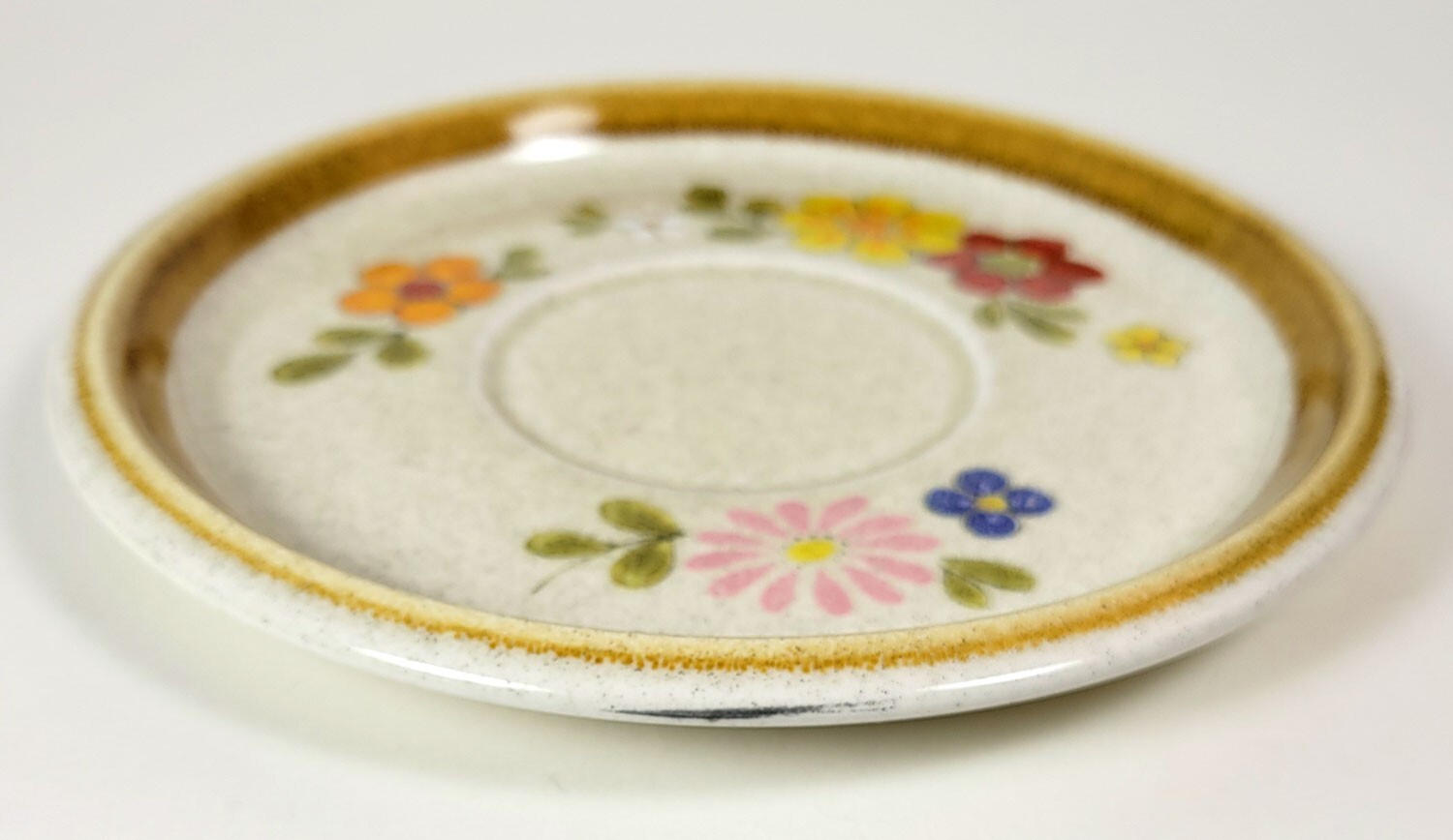 2 Vintage Mikasa Stone Manor Floribunda 6-1/2″ Saucer F5813 Very Good
