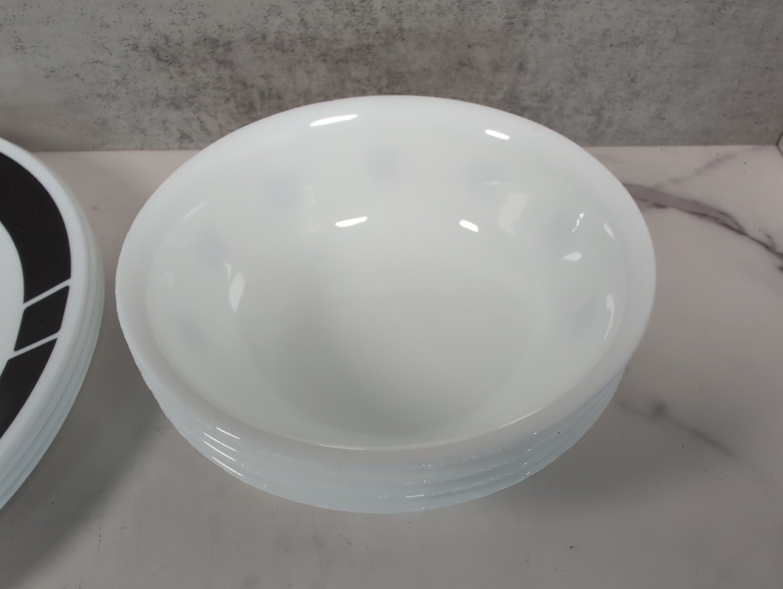 Corelle Urban Black Bowls, Bread Plates, Dinner Plates Service for 4 (12 pcs.)
