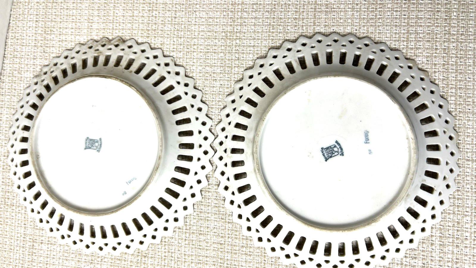 Vintage Lot 2 SET Schumann Bavaria Reticulated Gold Irish Home Decor Plates 8″