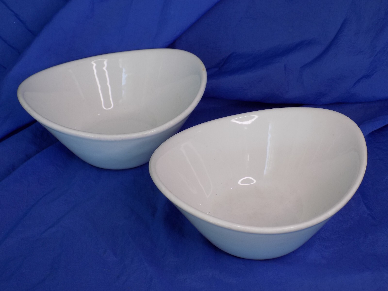 SYRACUSE CHINA REFLECTIONS 602 Aluma White Asymmetrical Bowl x2 Restaurant Ware