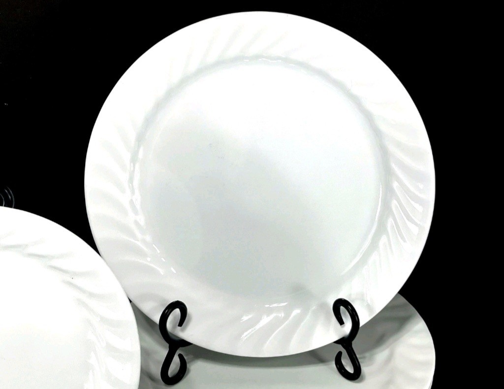 12 Pc Corelle Corning Enhancements: 4 Dinner 4 Luncheon (9″) 4 Salad Plates EUC