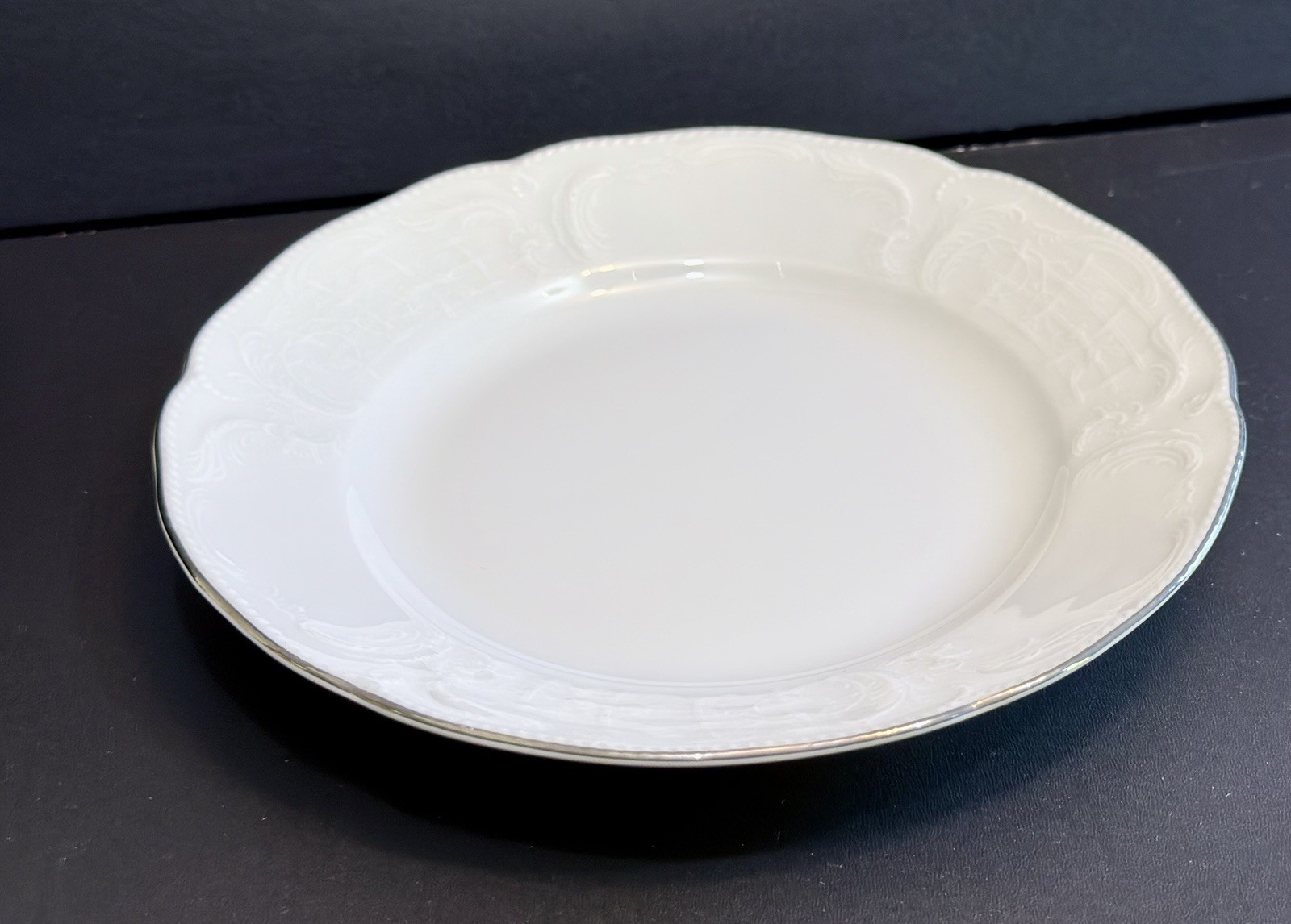 VTG Rosenthal Germany Sanssouci White Embossed 15Pc Dinner Set 5place Setting EC