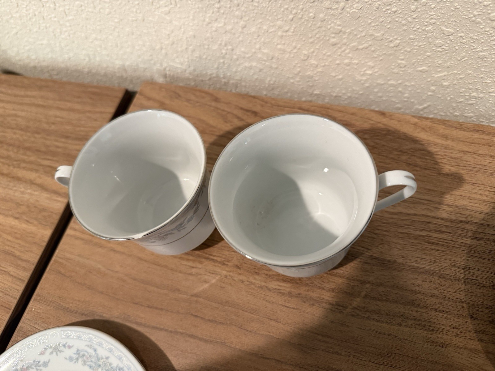 Vintage Somerset by NL Excel 12 Pieces