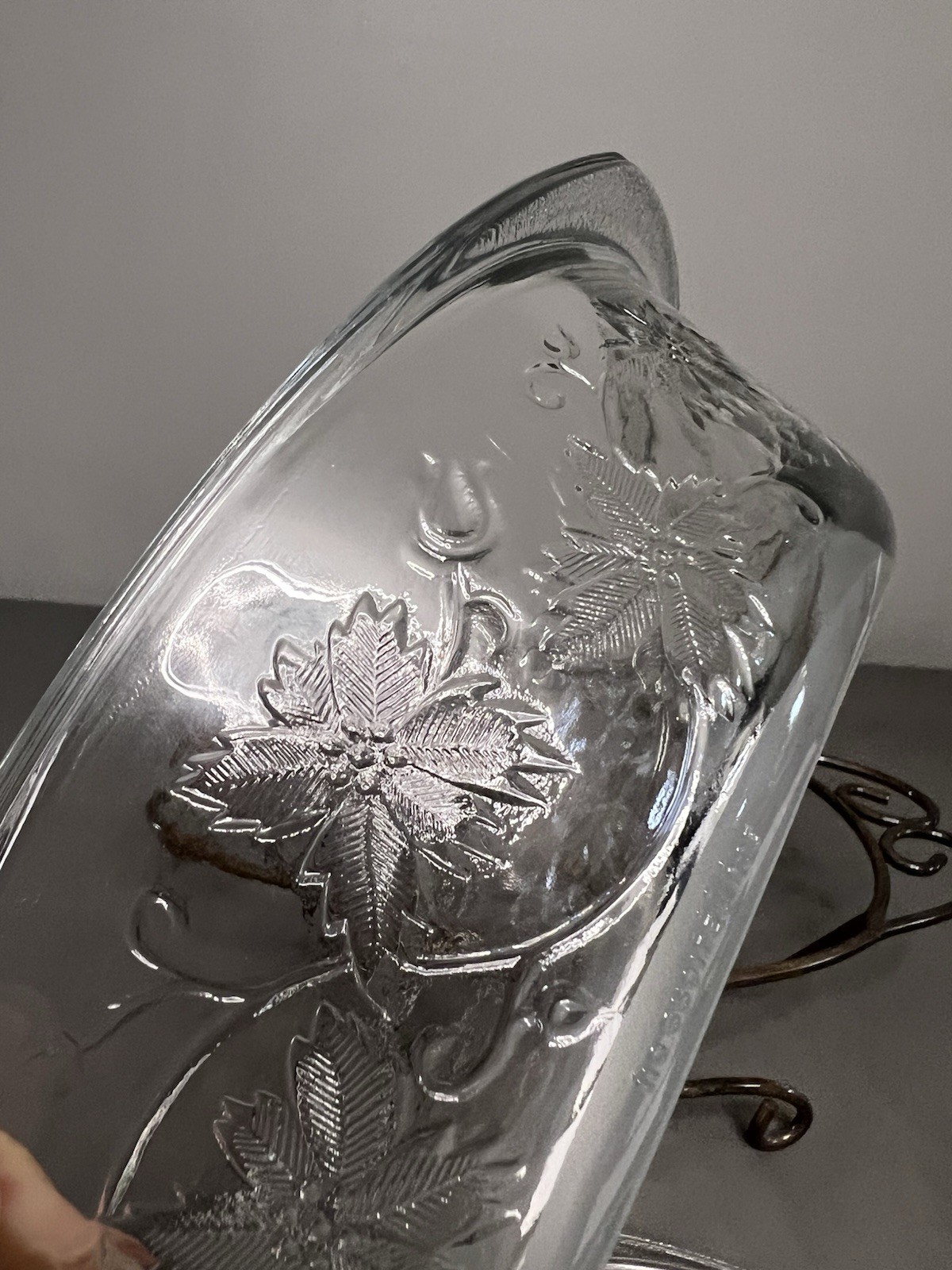 VTG Princess House Fanstasia Design 2.5 Qt Crystal Casserole Dish W/ Stand & Lid