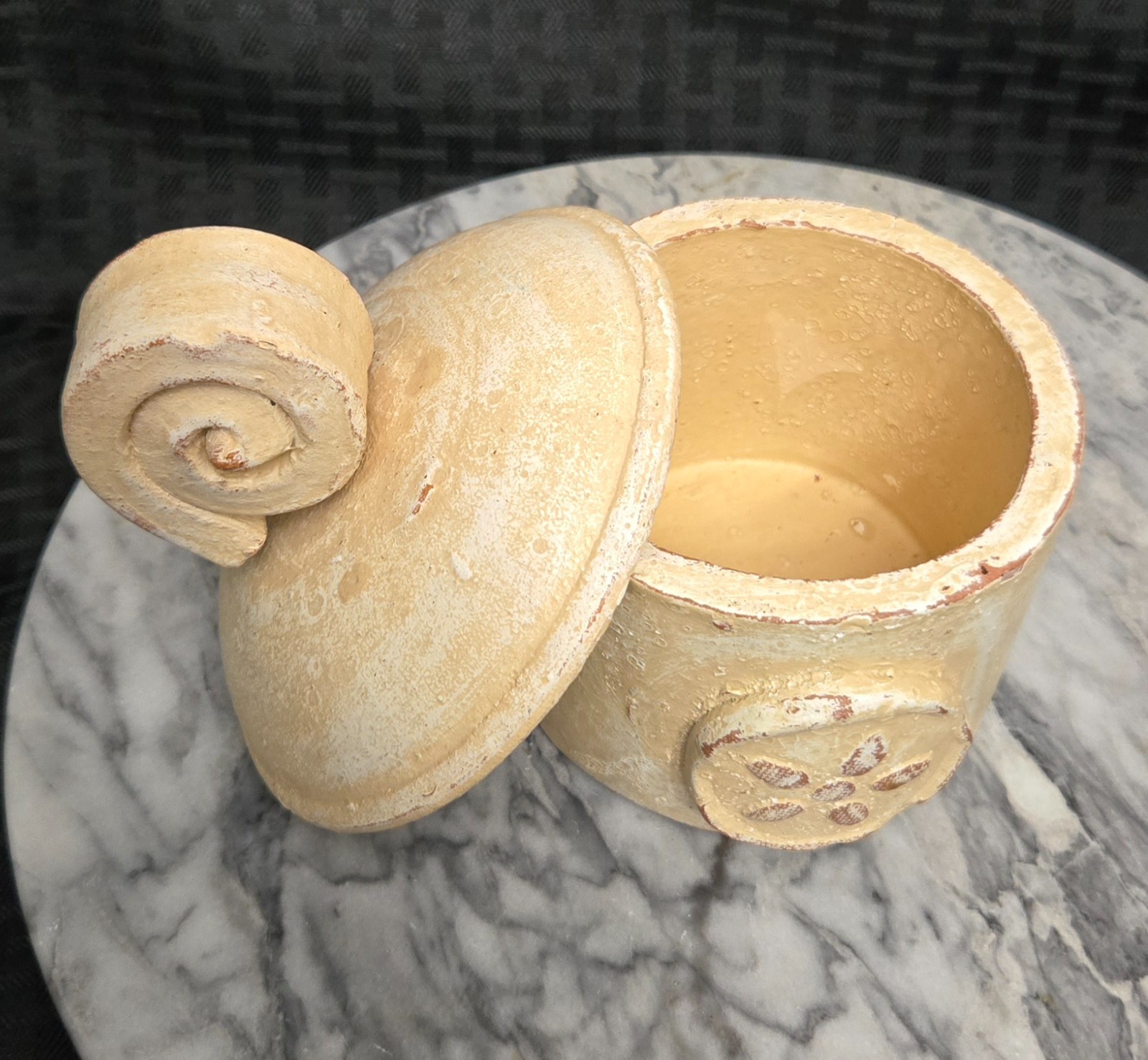 Beige Art Pottery Lidded Jar – Cream Glaze With Swirl-Shaped Handle 6″ Tall