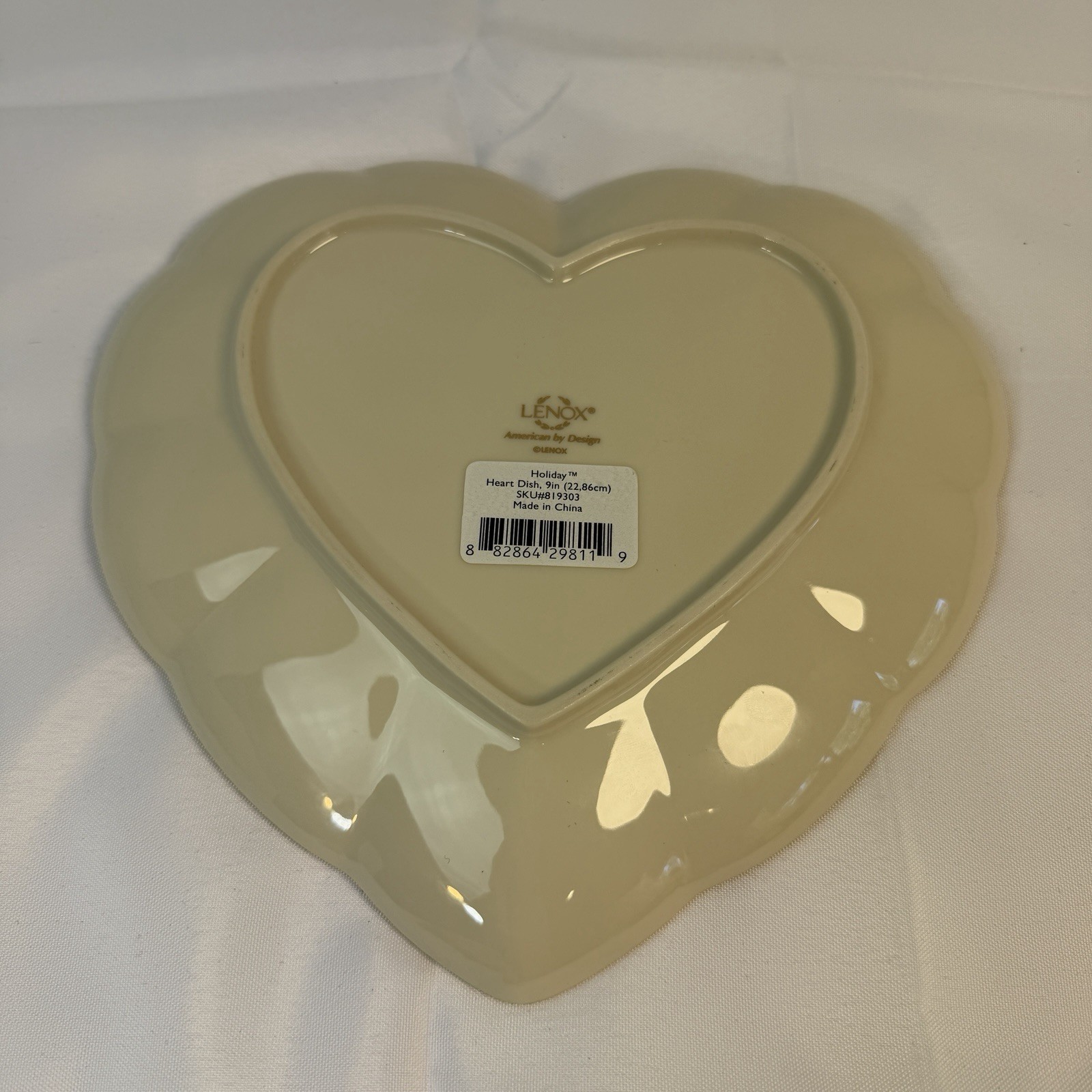 Lenox Heart Holiday Plate “Home is Where the Heart Is” Christmas Holly Granny