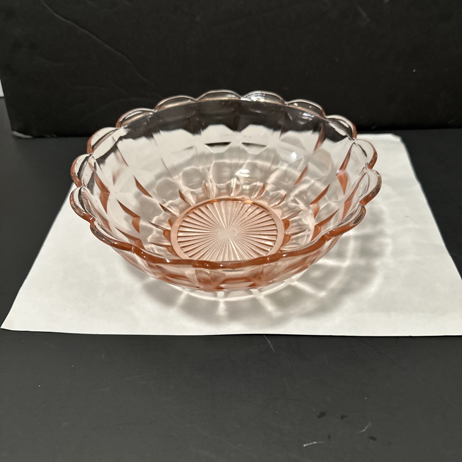 Jeanette Pink Depression Glass Cube/Pyramid Scallop Edge Bowl 3 X 7.25″