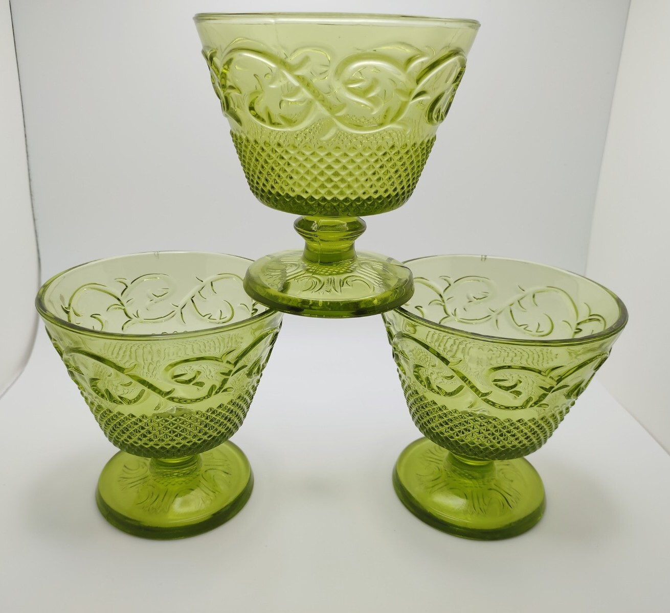 Vtg Depression Glass Fluted Vine Diamond Pattern Dessert Dish Olive Green Set 3