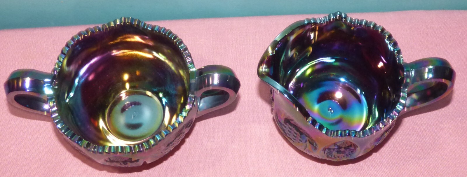 L.E. Smith Amethyst Carnival Glass Creamer and Sugar Bowl Set – Sunburst Pattern
