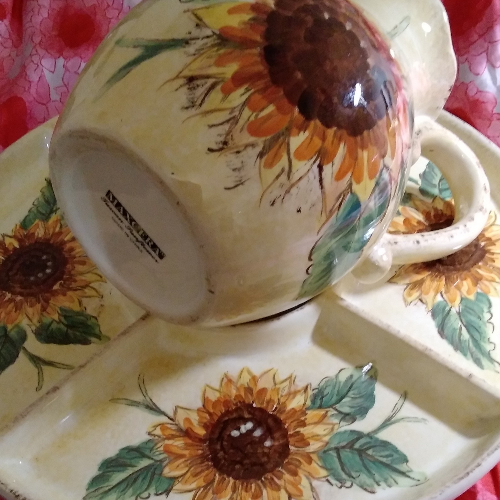 Maxcera Tuscan Sunflowers Round Divided Ceramic Serving Tray Glossy Backstamp