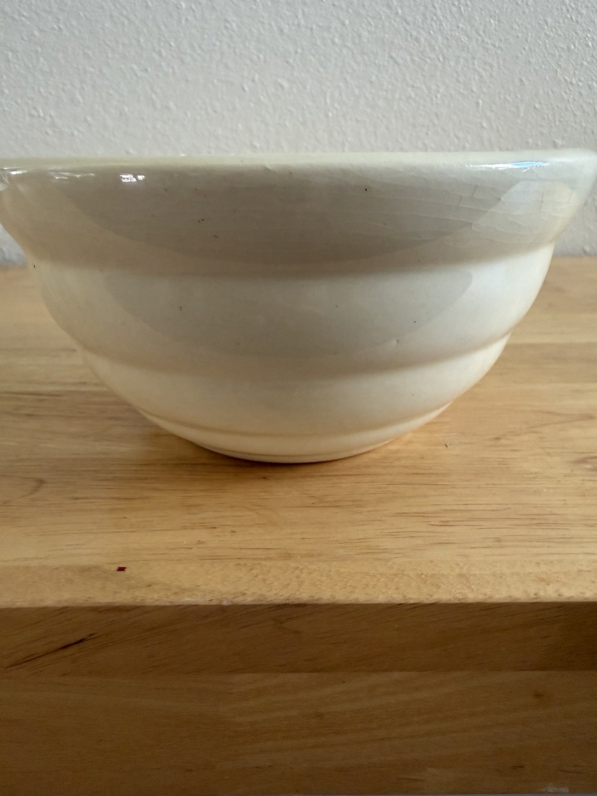 Vintage Bauer Pottery Ringware Mixing Bowl #24 Ivory White Beehive Nesting 7.5″