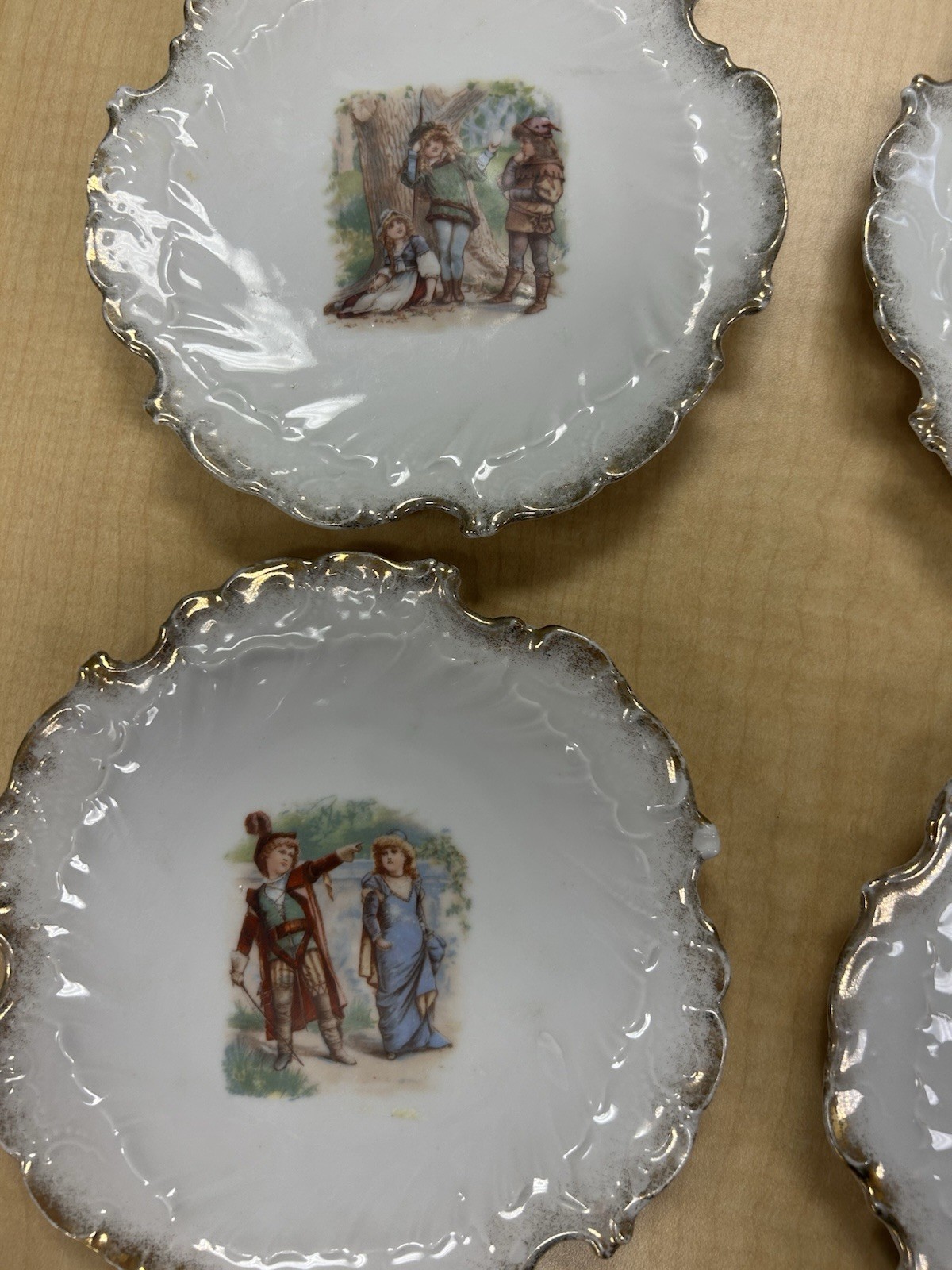 Victorian Themed Plates Set Of 6 With Guilded Scalloped Edges