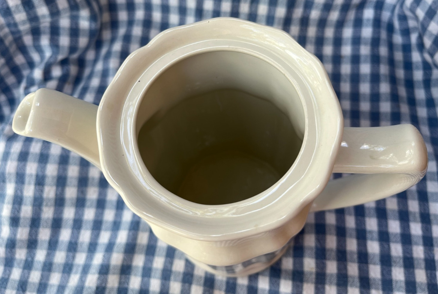 VINTAGE ~ “ALICE” EXCLUSIVE TO LAURA ASHLEY ~ 4 CUP COFFEE POT & LID ~ ENGLAND