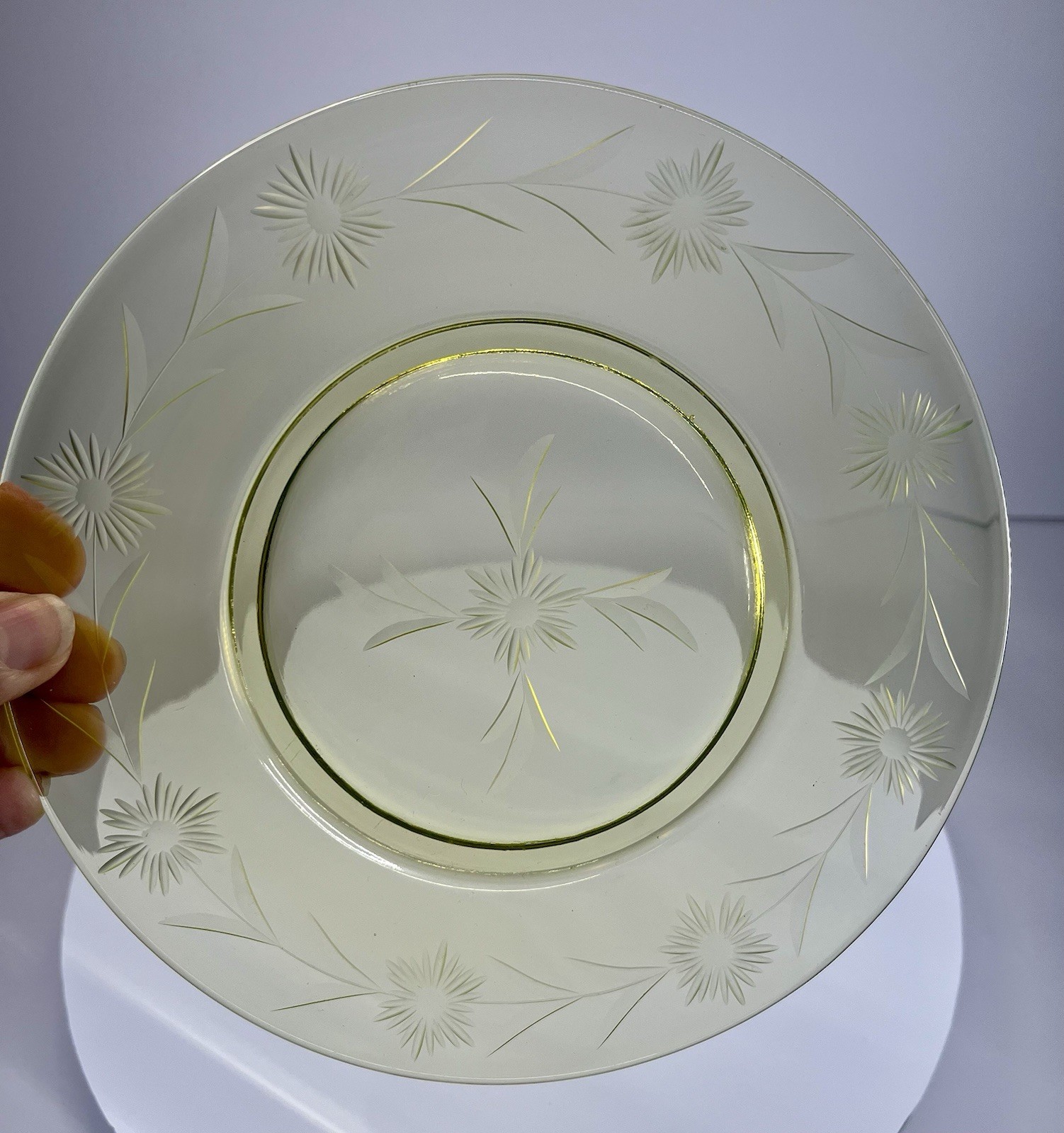 GLOWS Uranium Vaseline Glass Depression Yellow Plate EUC Retro Dish Etched 8”