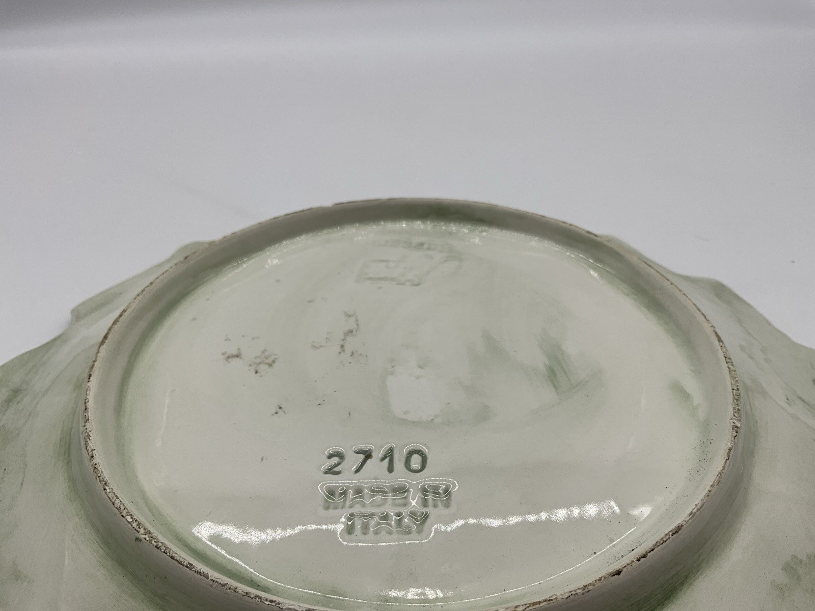 Bassano Italian Green 3D Serving or Centerpiece Bowl 10 1/2 inch Diameter