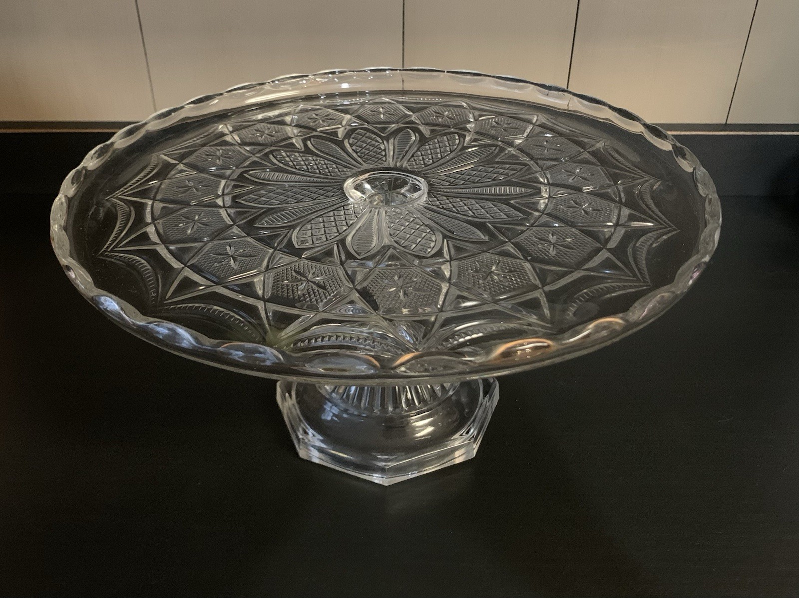 Bryce Walker Leverne No 80 Star In Honeycomb Clear Glass Cake Stand EAPG