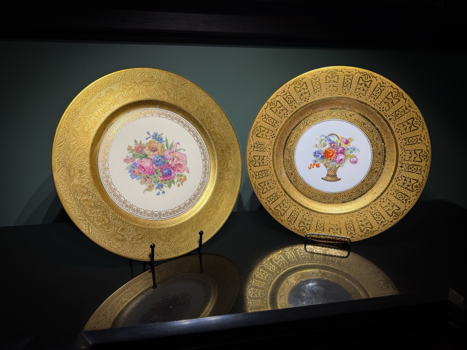 Vtg Gilt Cabinet Plates Set 2 Bavaria & Czechoslovakia Floral Porcelain 11”