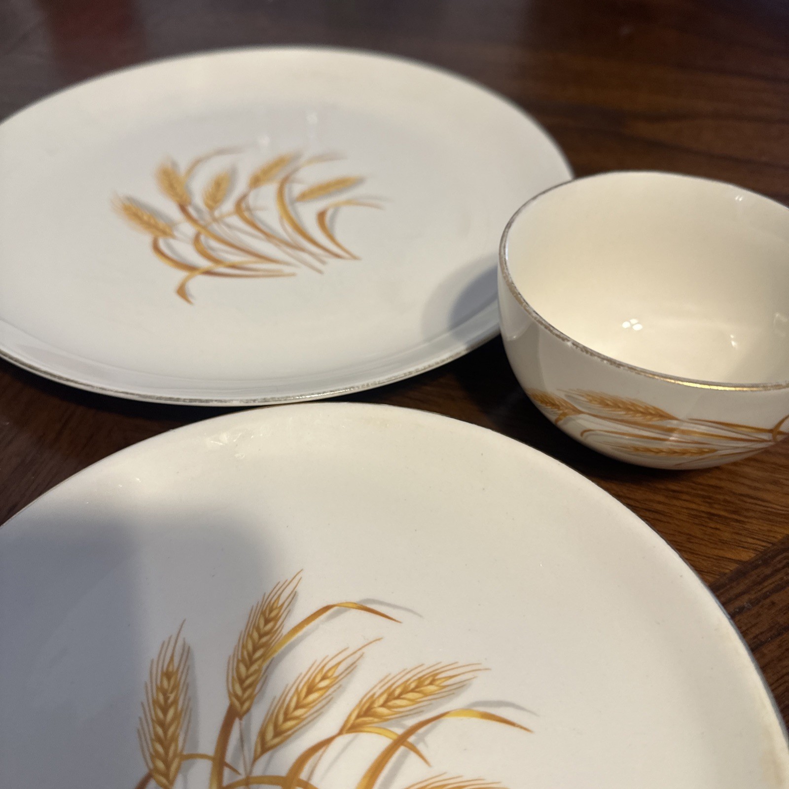 Vintage Golden Wheat Dishes Set Of Four Cup ,Saucer, And Two Plates.