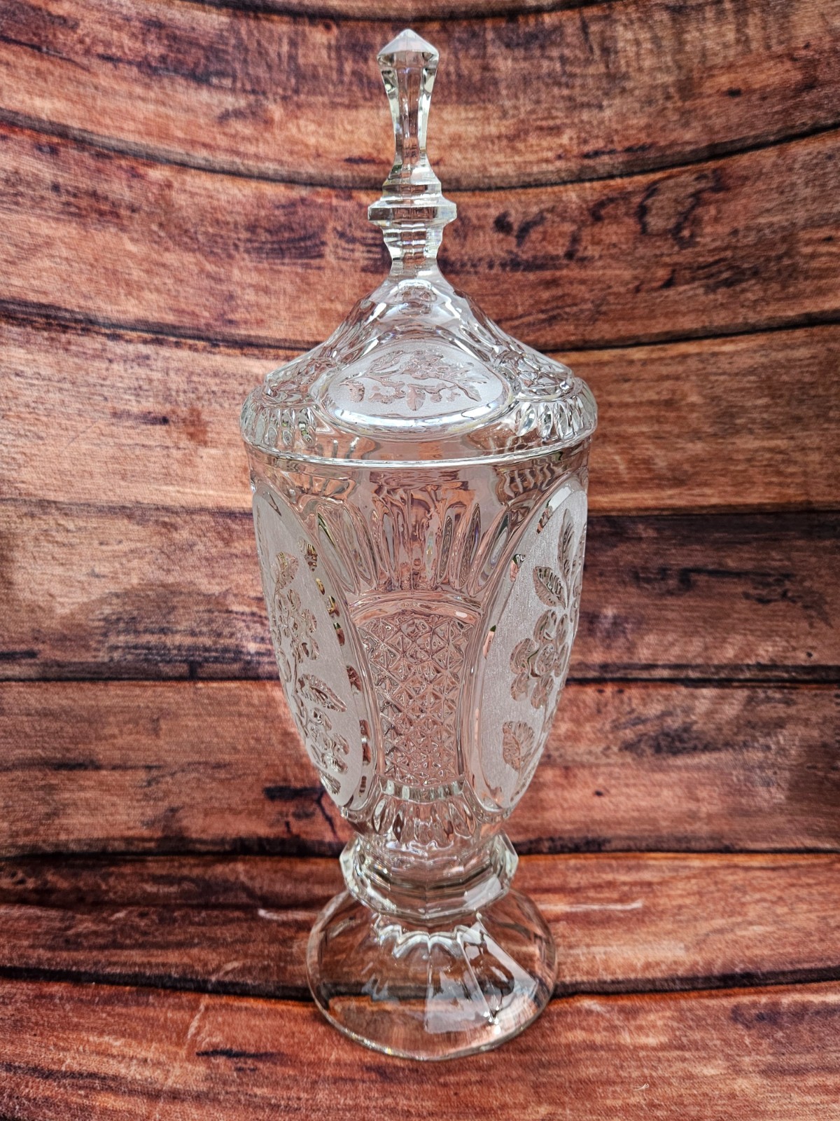 Apothecary Jar Lidded Etched Floral Patterns 14″ Crystal D’Adriana of Yugoslavia