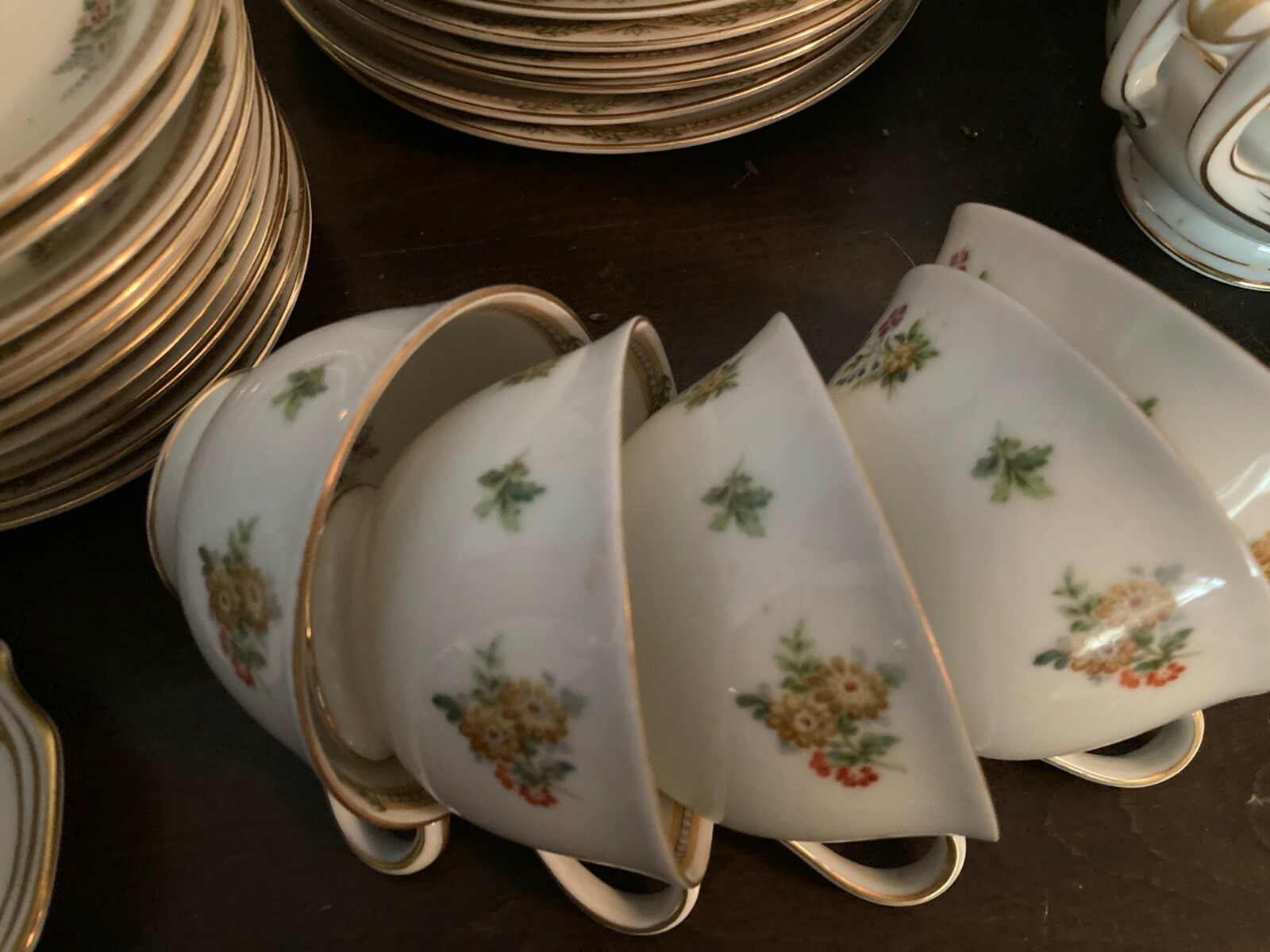 VTG!! Fuji China “Fleurette” (Set of 70) Made in Occupied Japan Gorgeous Set