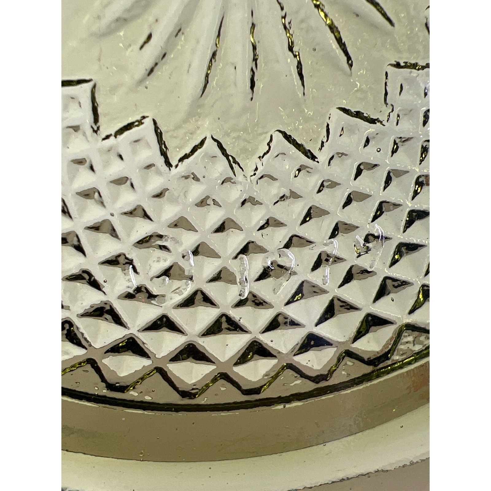 Vintage Indiana Glass Bowl Daisy Pattern Avocado Green signed FTD 1979
