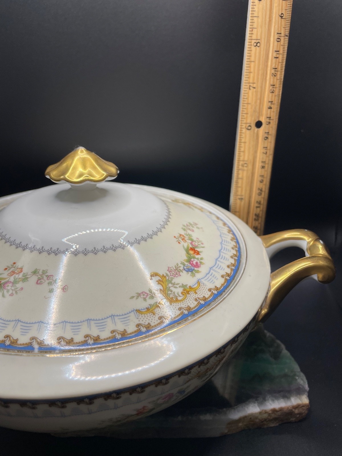 Vtg Meito Utica Fine China Covered Round Vegetable Dish Bowl 11” Blue Gold Trim