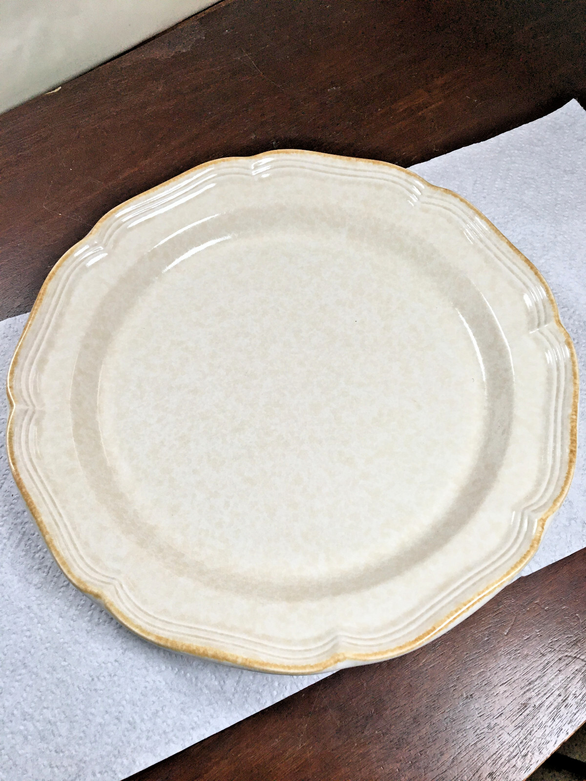 MIKASA Country Charm Large Serving Platter Golden Beige 12 1/2″ FG 000