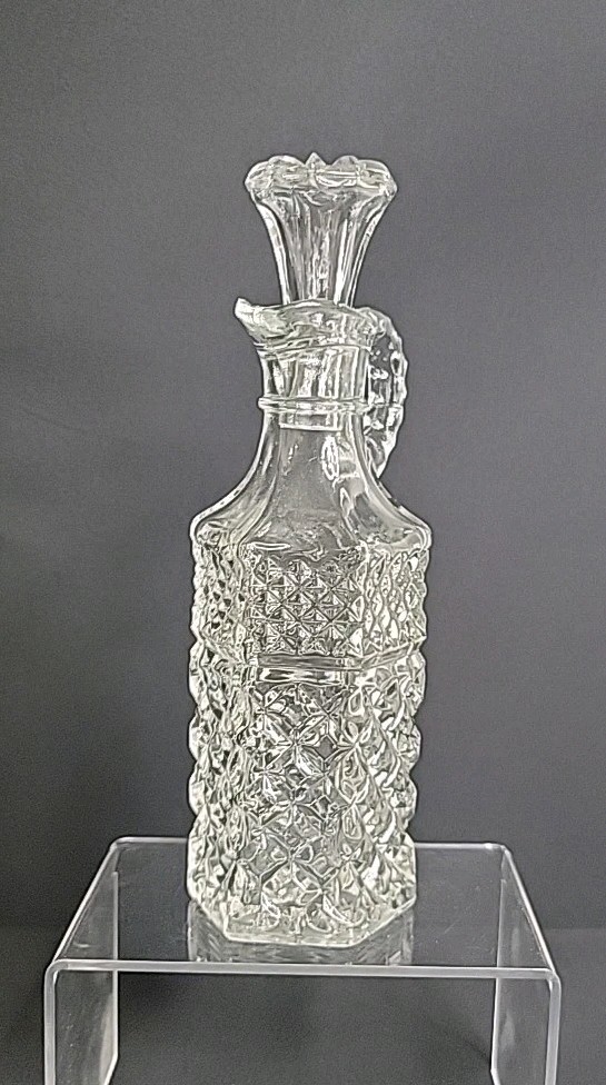 Vintage Anchor Hocking Glass Cruet With Stopper, 7.5″ Tall, Chipped-See Picture