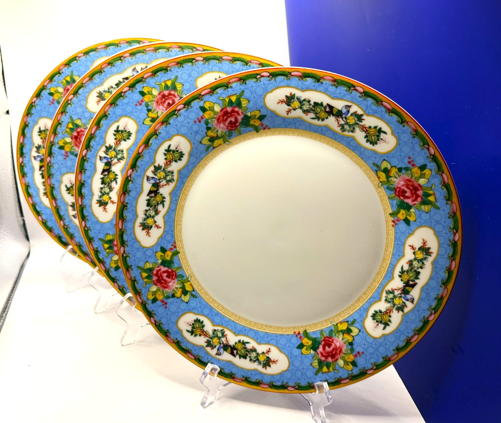 Williams Sonoma Famille Rose Blue Rim Dinner Plate – Brand NEW – 8 Available