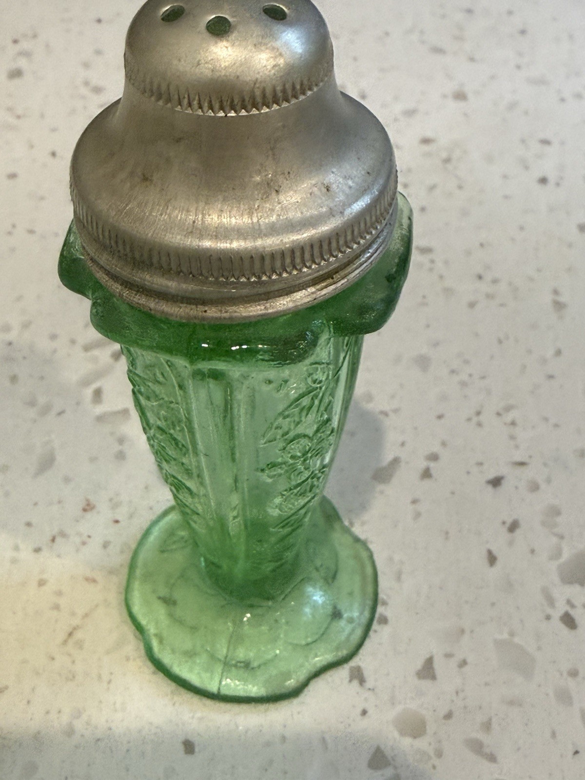 Jeannette Cherry Blossom Green Salt And Pepper Shakers Depression Glass