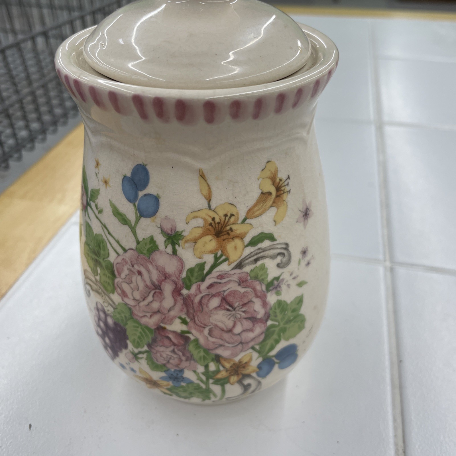 CANISTER-Home &Garden Party Stoneware Canister 9”w/ Lid