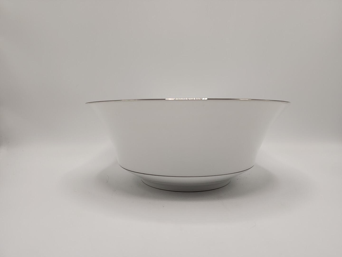 Sango “Ballad” 9 1/8 Inch Round Serving Bowl – Mint Condition