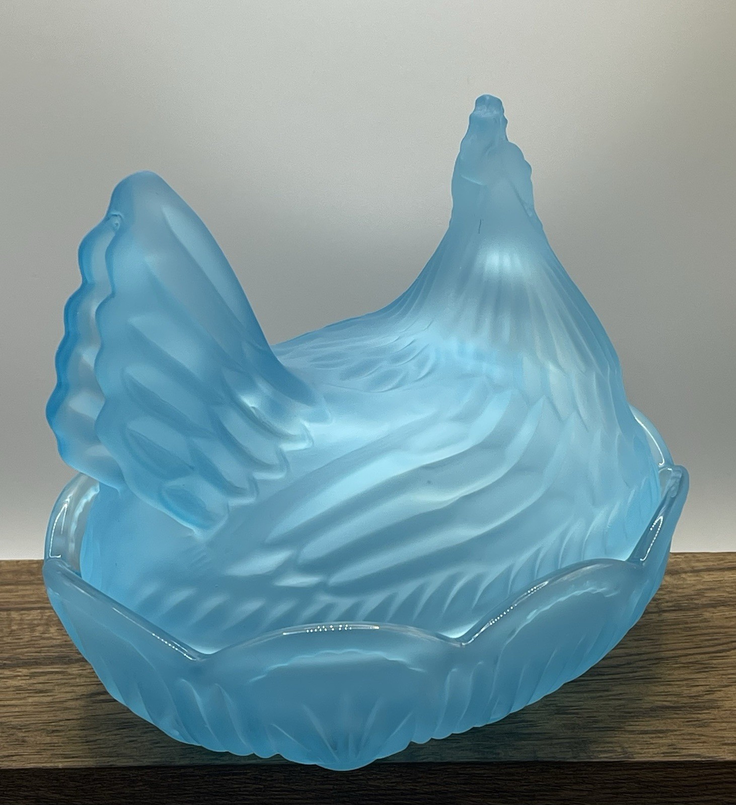 Blue Satin Glass Hen On Nest Covered Candy Dish 7” Farmhouse Decor New Import