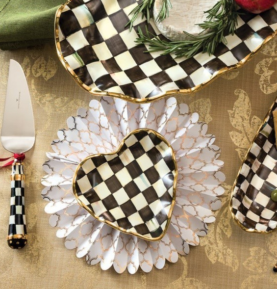 NEW W TAG Ceramic McKenzie-Childs Courtly Check Fluted Heart Plate; 6” By 6.5”