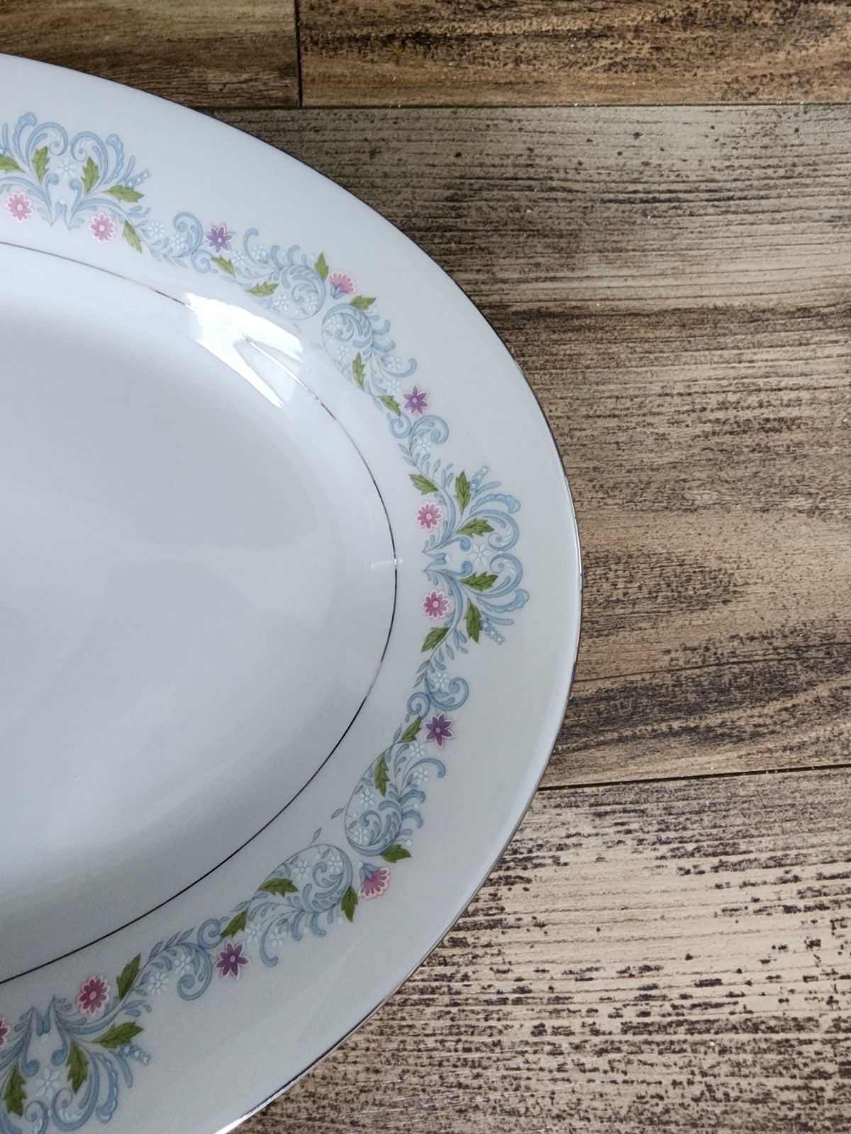 Crown Ming Fine China Windsor Platter | 14″ x 10″ x 1.5″