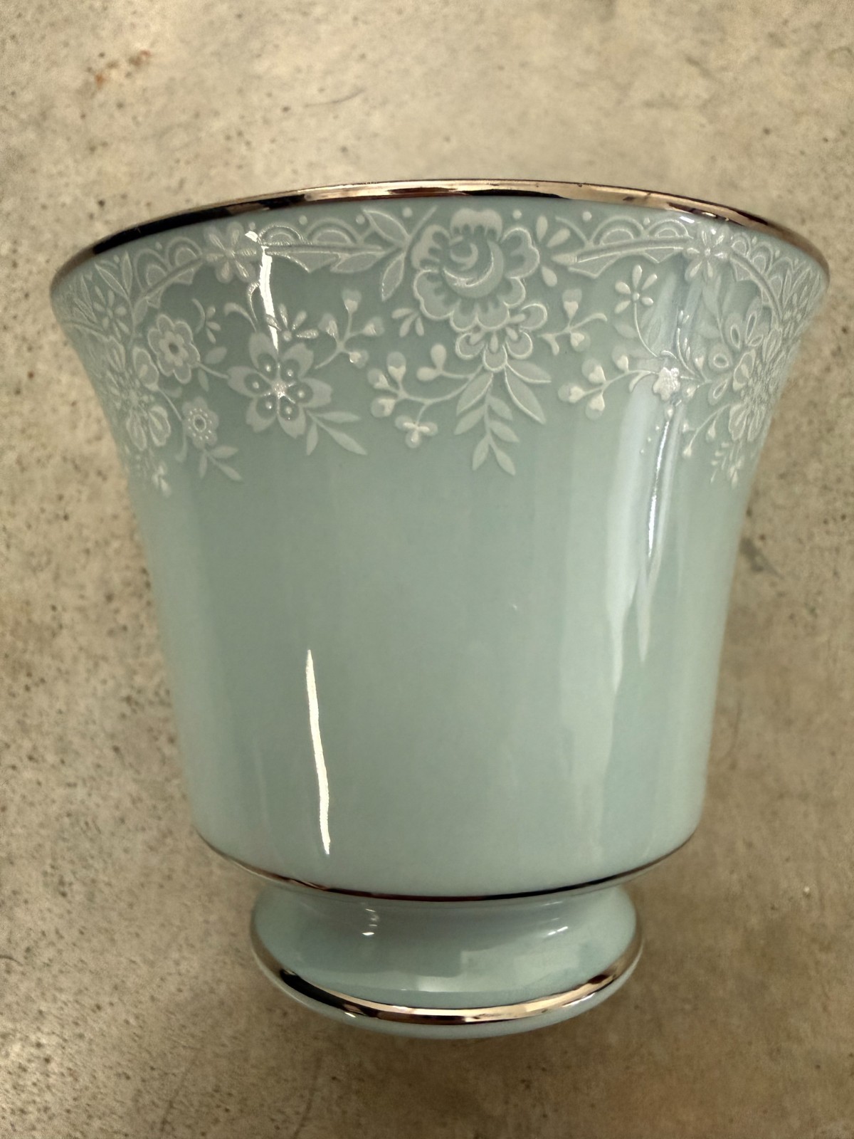 Noritake Fidelity Dinnerware tea cups Blue White Flowers Platinum Trim